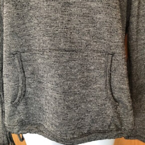 NWOT Women's Nubby REI Cowl Pullover Sweater Pouch Pocket Drawstring Hem Medium - Picture 4 of 9